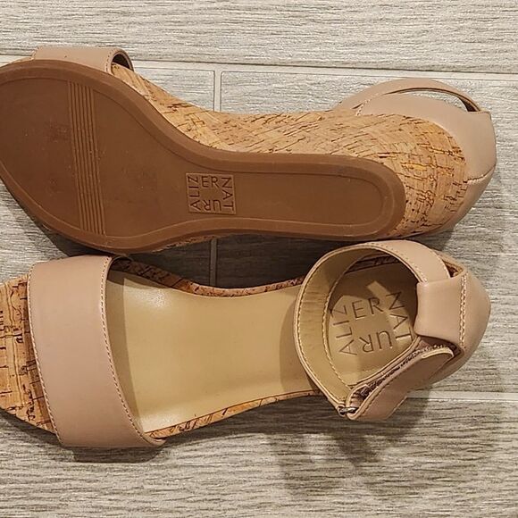 Naturalizer Women's Tan Wedge Sandals - Picture 4 of 5